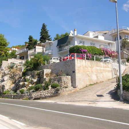 Apartment Dijo I Primošten المظهر الخارجي الصورة