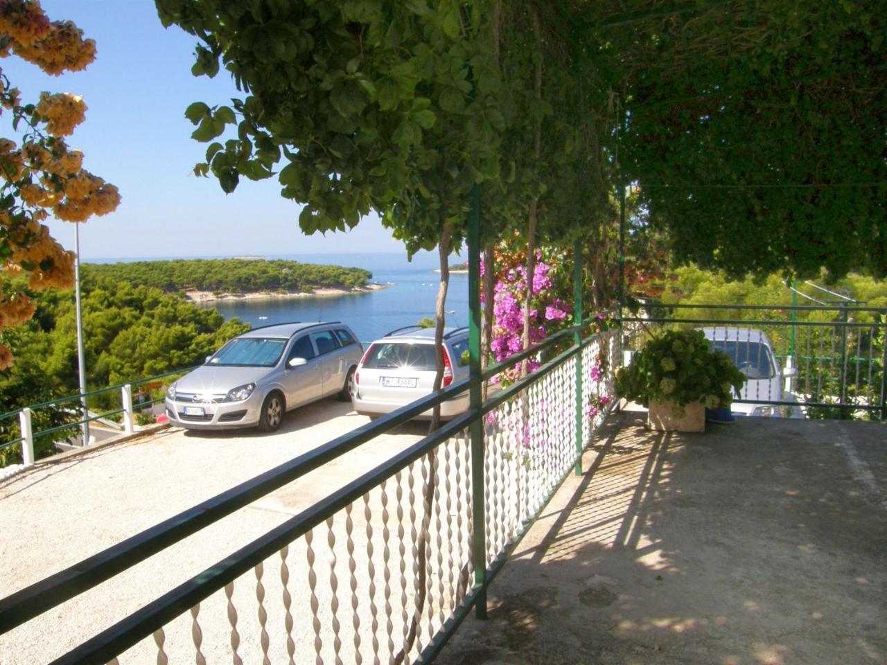 Apartment Dijo I Primošten المظهر الخارجي الصورة