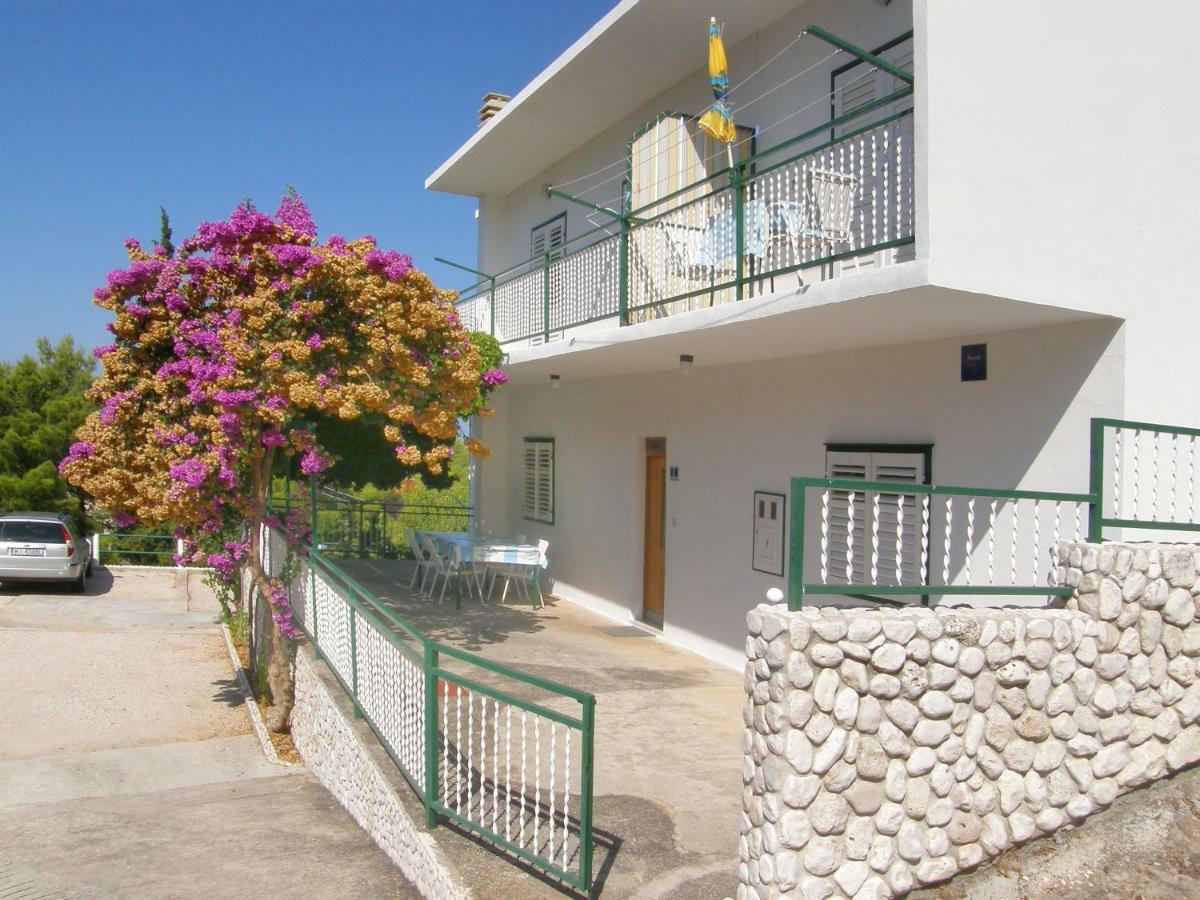 Apartment Dijo I Primošten المظهر الخارجي الصورة