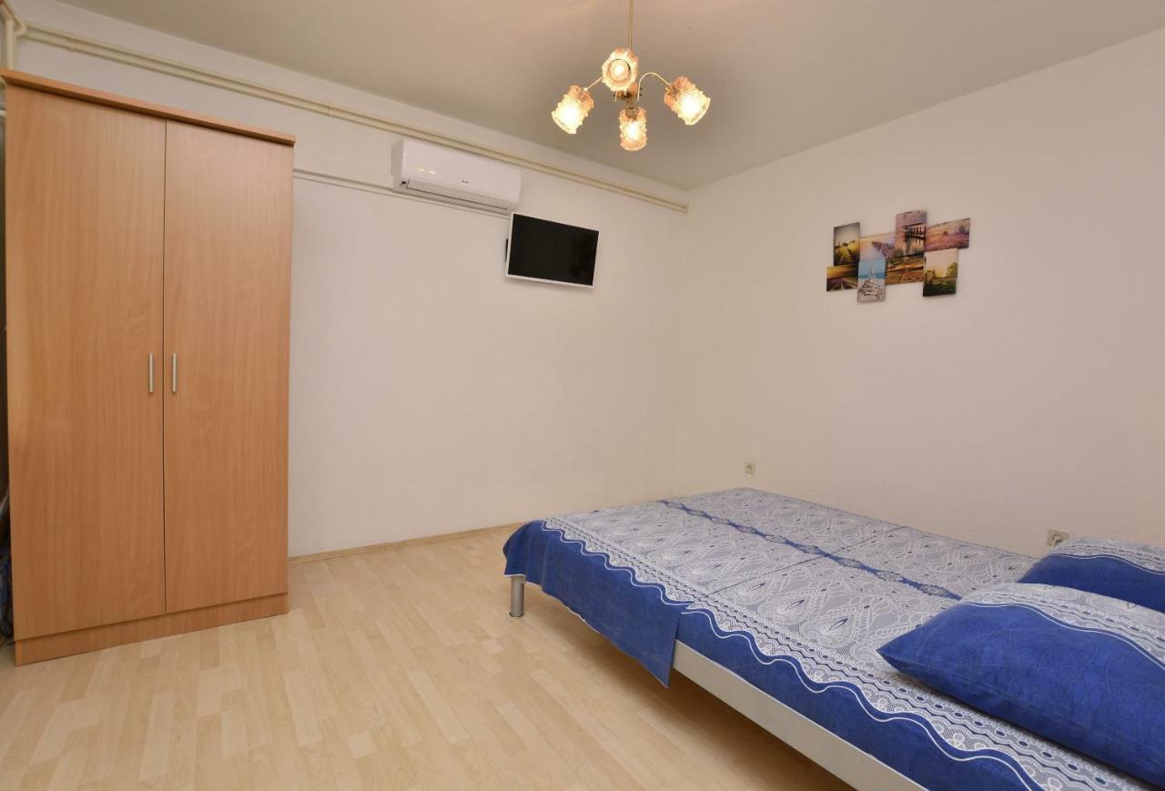 Apartment Dijo I Primošten المظهر الخارجي الصورة
