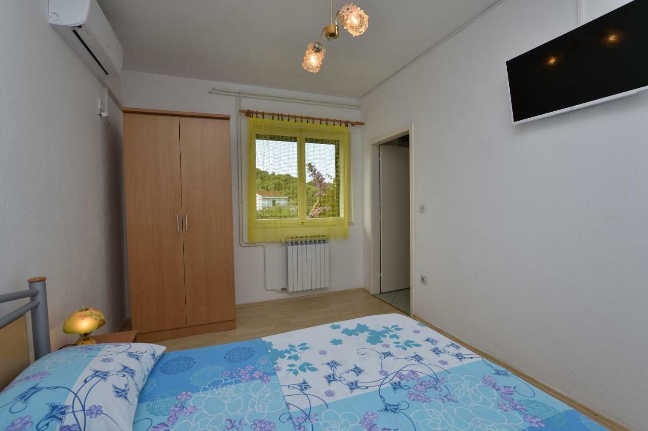 Apartment Dijo I Primošten المظهر الخارجي الصورة